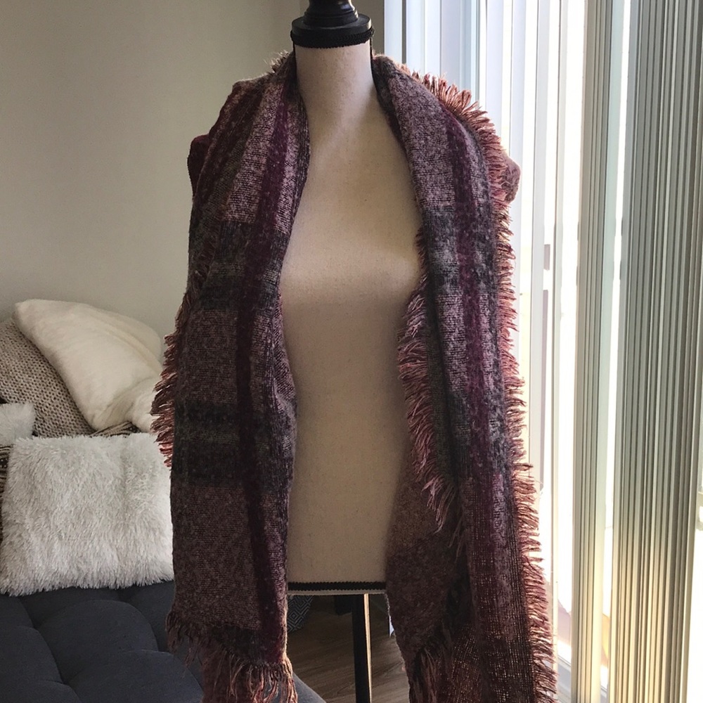 Chunky knit scarf
